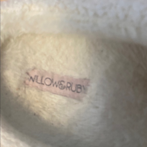 Pink Bow Slippers - Picture 3 of 5